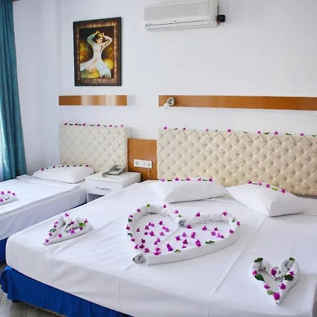 Miranda Moral Κεμέρ