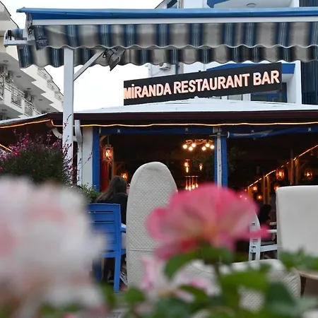 Miranda Moral Κεμέρ