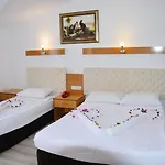 Miranda Moral Hotel